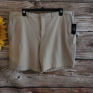 Jones New York shorts men's 42" Khaki performance knit NWT
